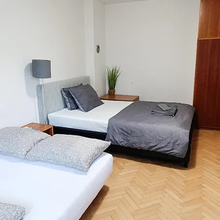 Center 4-person Lägenhet Ljubljana